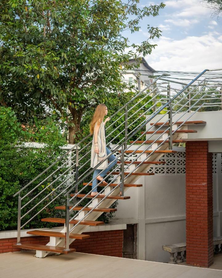 The Restel Chiang Mai Hostel Exterior photo